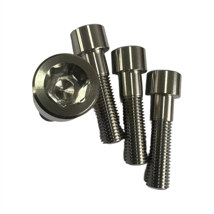 Viti tar-ras tas-sokit tat-titanju